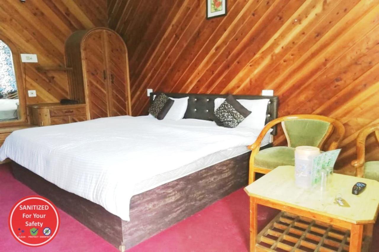 Goroomgo Luxury Stay Mall Road Nainital Buitenkant foto