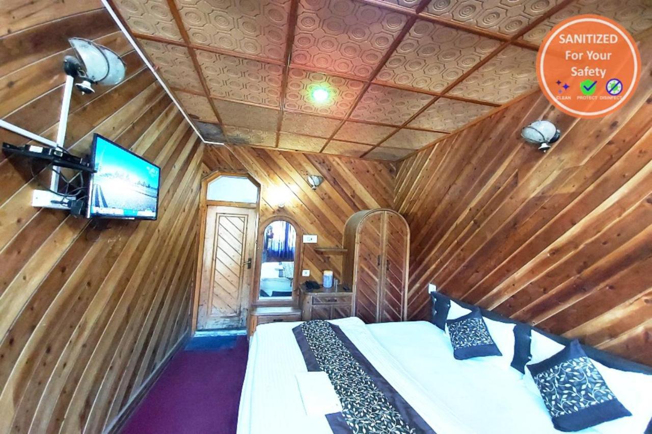 Goroomgo Luxury Stay Mall Road Nainital Buitenkant foto